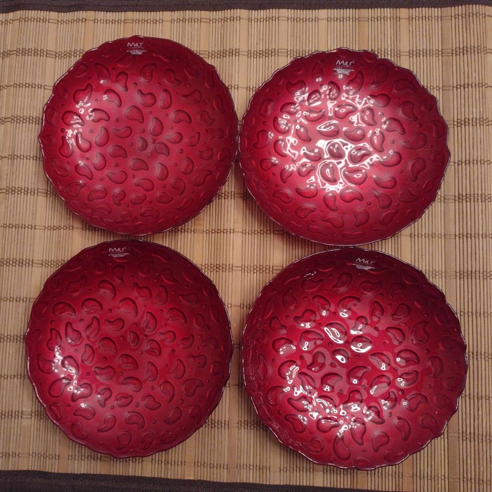 Mar Home Decor 4  Red glass plates. Silver underside. Made in Turkey.